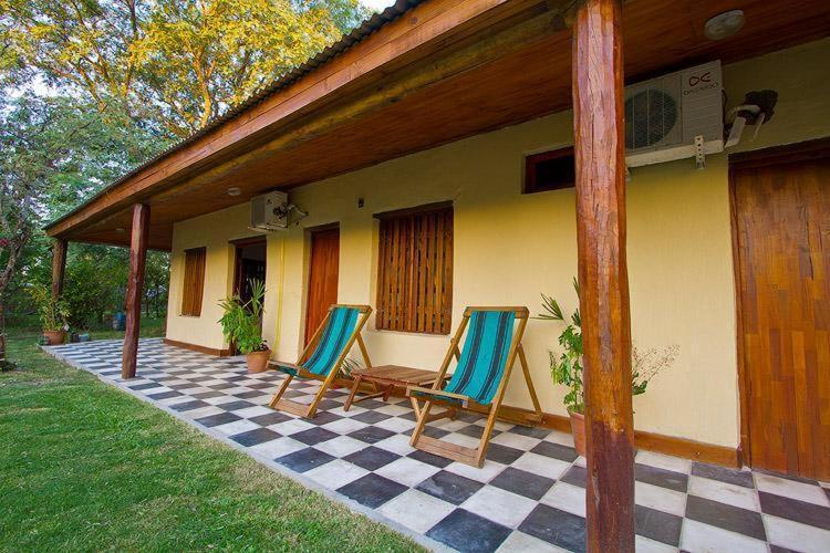 Posada El Yacare Colonia Carlos Pellegrini  Rum bild