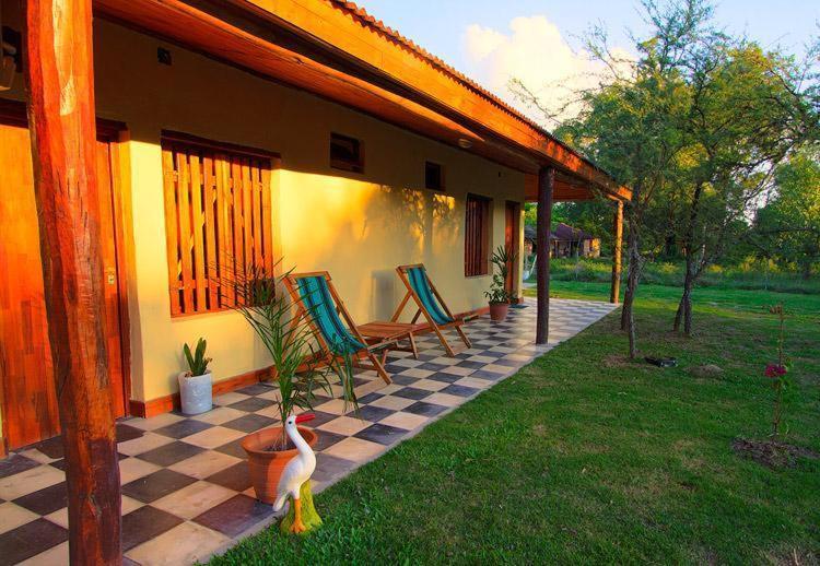 Posada El Yacare Colonia Carlos Pellegrini  Exteriör bild